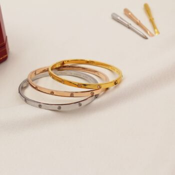 Love Bangle (mini one side screw)